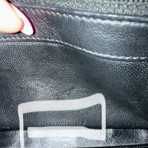 Saint Laurent Y-Ligne leather clutch in black with gold hardware Pretty! - Picture 12 of 12